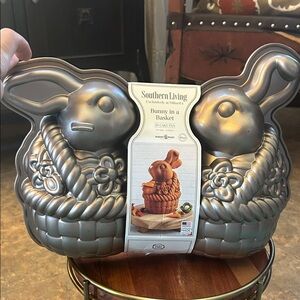 Nordic Ware Bunny in a Basket 3D Cake Pan, Cast Aluminum, 10 cups capacity, New
